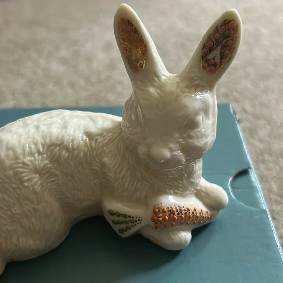 1996 Lenox Jewels Collection Rabbit with Carrot Figurine without box - Picture 2 of 4